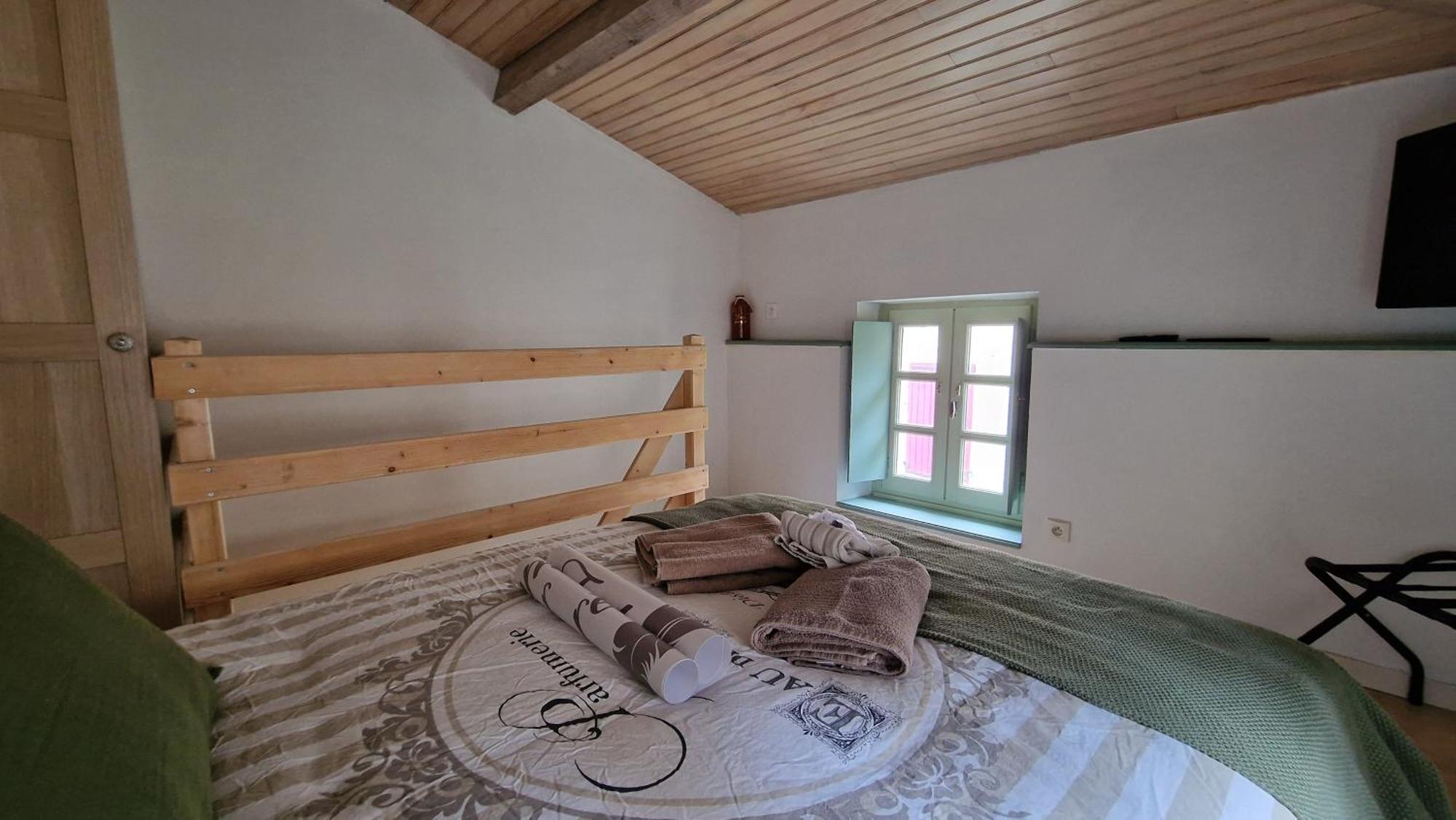 Holiday home Et La Muscadelle Viviers
